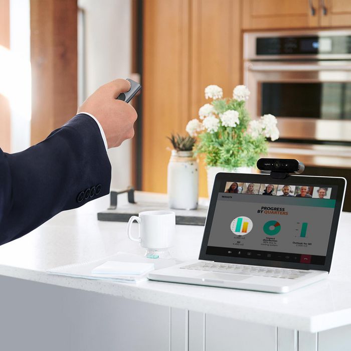 Screenmoove: Logitech Spotlight Presentation Remote - 910-004861