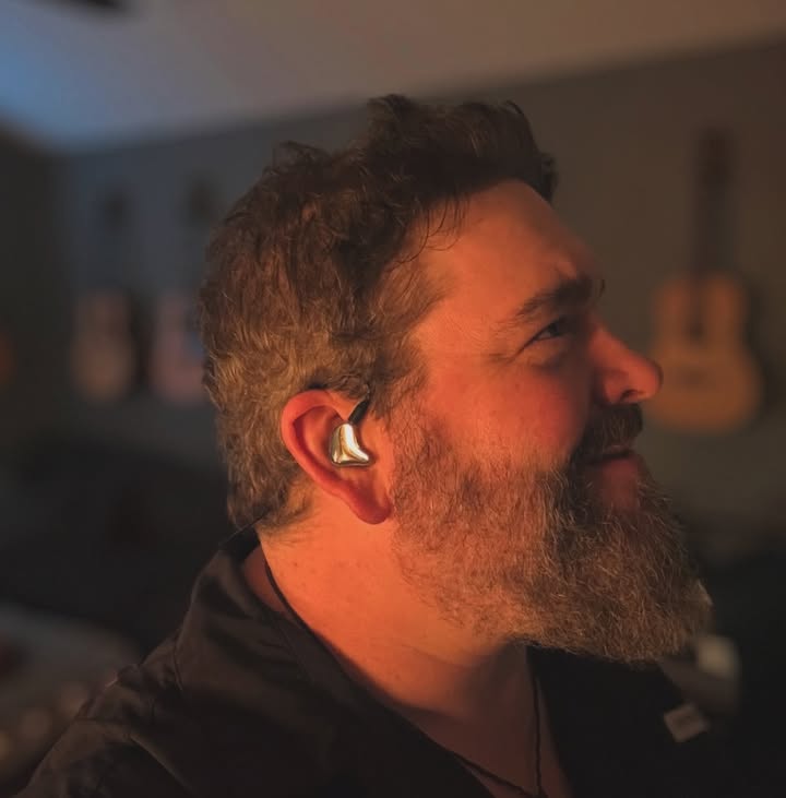 User Reviews and Industry Feedback on WAVS Custom: A Summary of Durability and Sound Quality Reviews